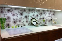 Стеновая панель Vitrodesign, декор Аватар, столешница матовое стекло